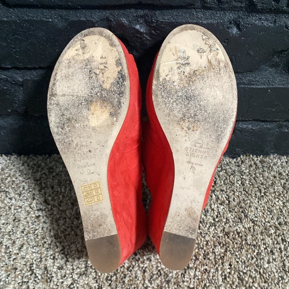 Coral Pink Suede Platform Sandals - Picture 4 of 4